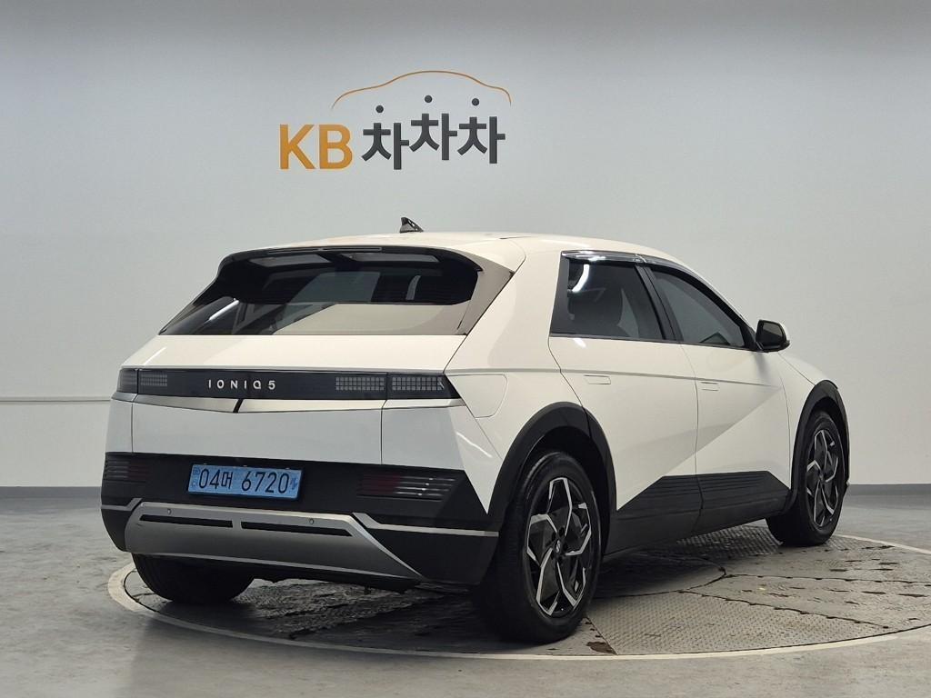 HYUNDAI Ioniq 5 - Vista 3