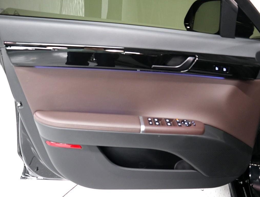 HYUNDAI Grandeur - Vista 8