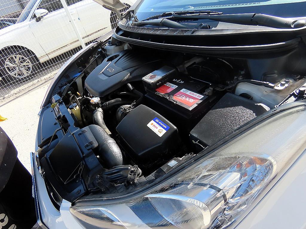 HYUNDAI Avante 2012 Blanco - Importación desde Corea - HF Imports Iquique - Foto 19