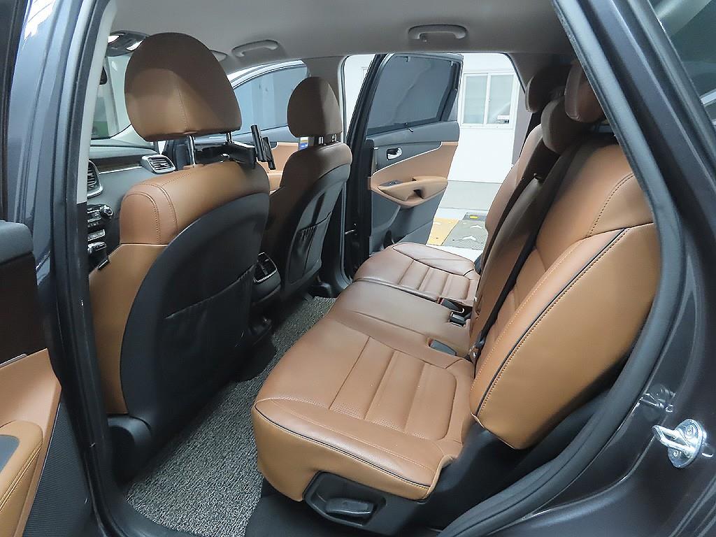 KIA Sorento 2020 Gris - Importación desde Corea - HF Imports Iquique - Foto 9
