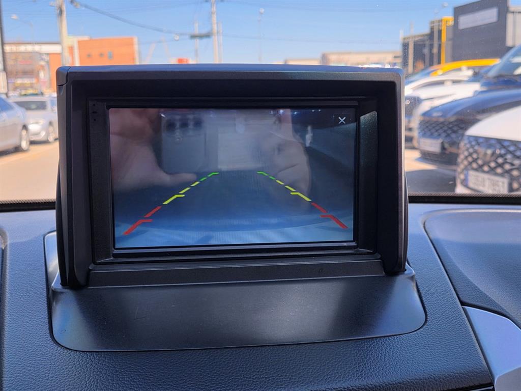 Ssangyong Tivoli 2015 Plateado - Importación desde Corea - HF Imports Iquique - Foto 17