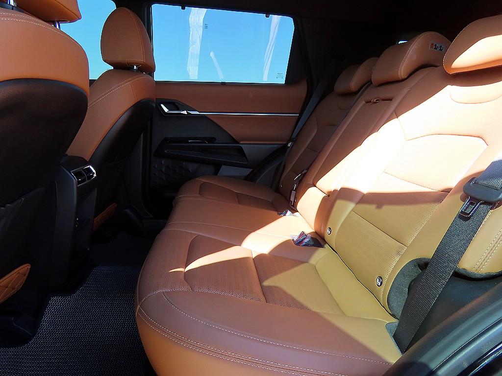 Ssangyong Torres - Vista 6