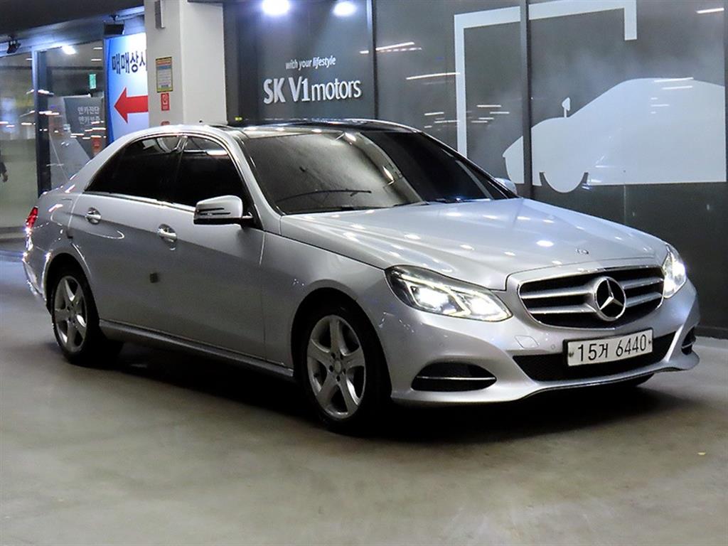 Mercedes Benz E class 2014 Plateado - Importación desde Corea - HF Imports Iquique - Foto 1