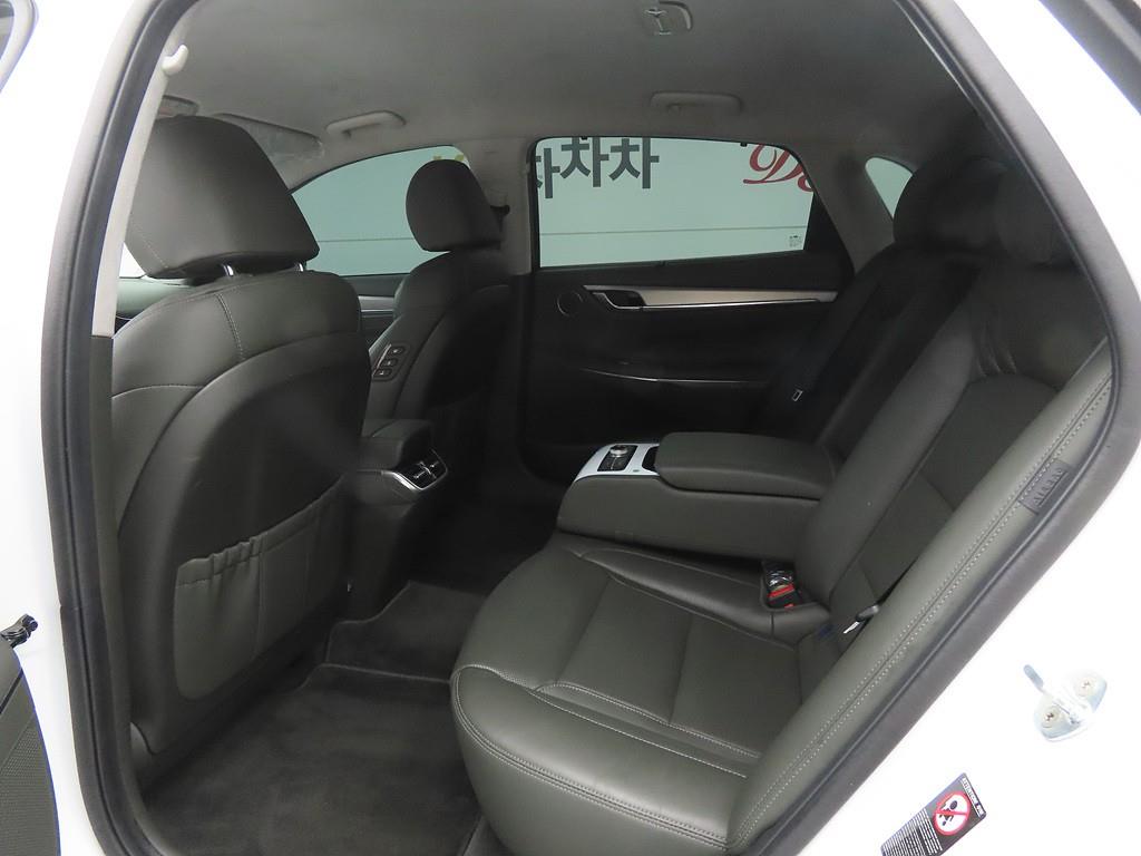 HYUNDAI Grandeur - Vista 6