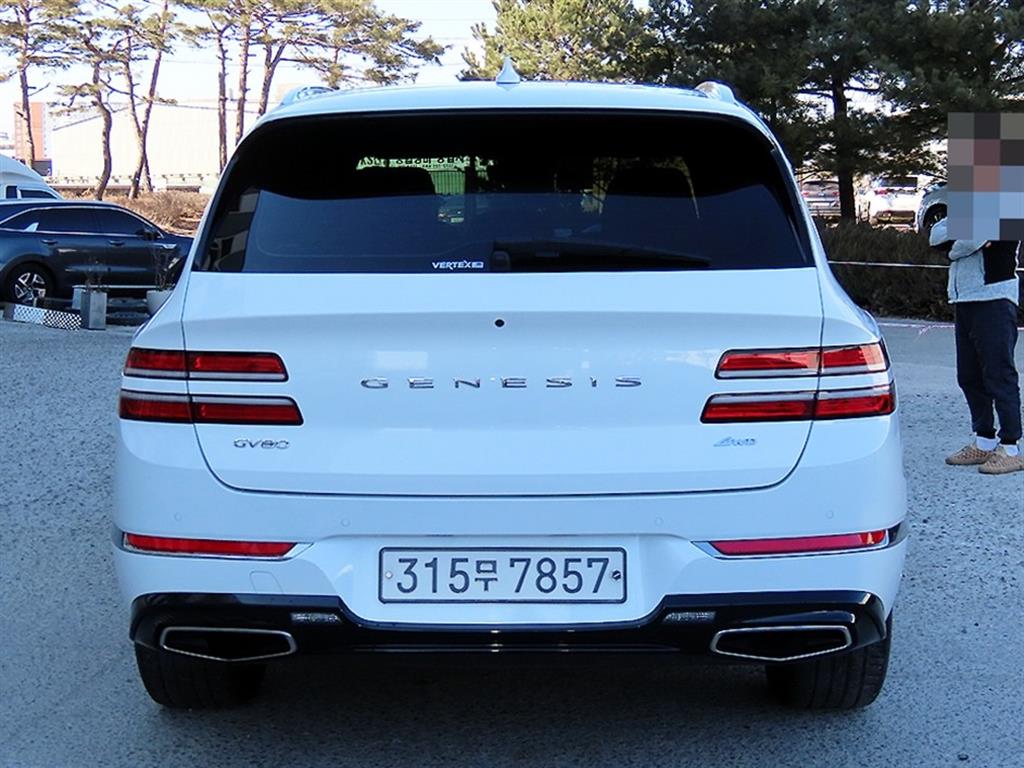 Genesis GV80 - Vista 4