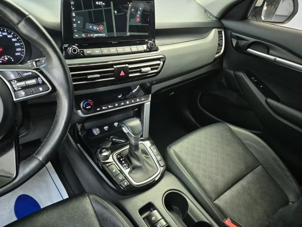 KIA Seltos - Vista 10