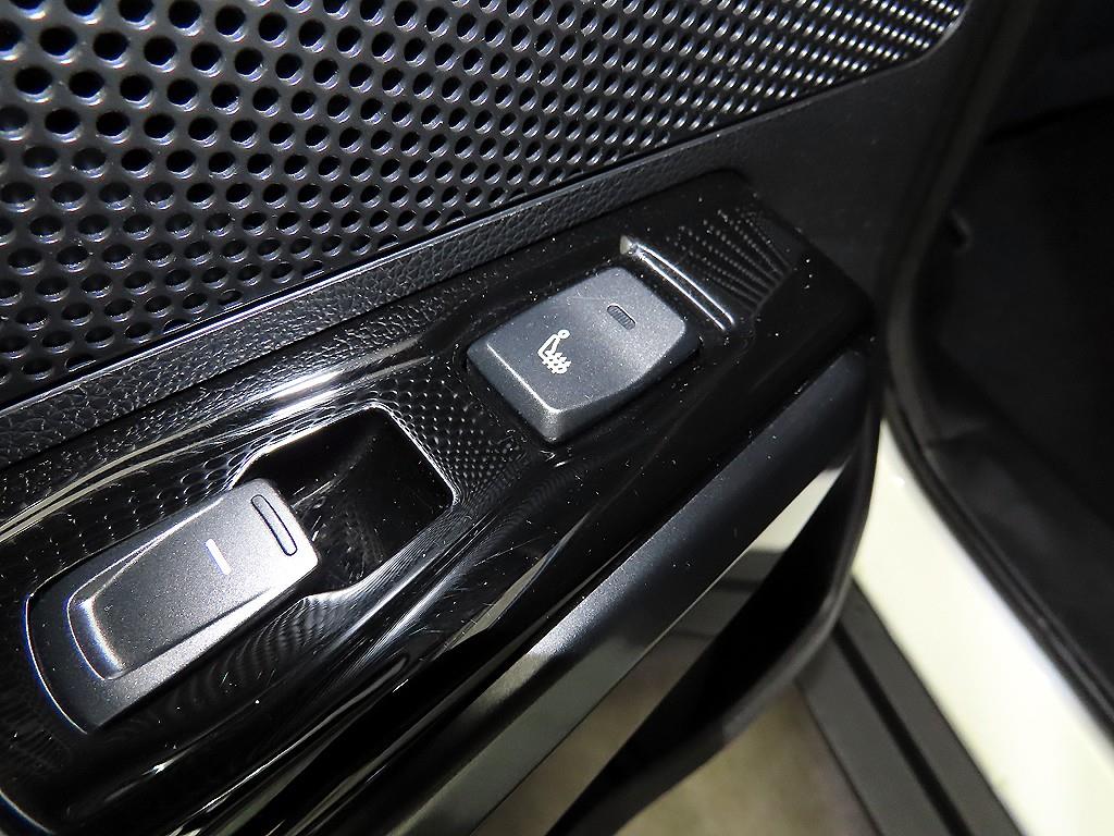 Ssangyong Tivoli 2022 Blanco - Importación desde Corea - HF Imports Iquique - Foto 15