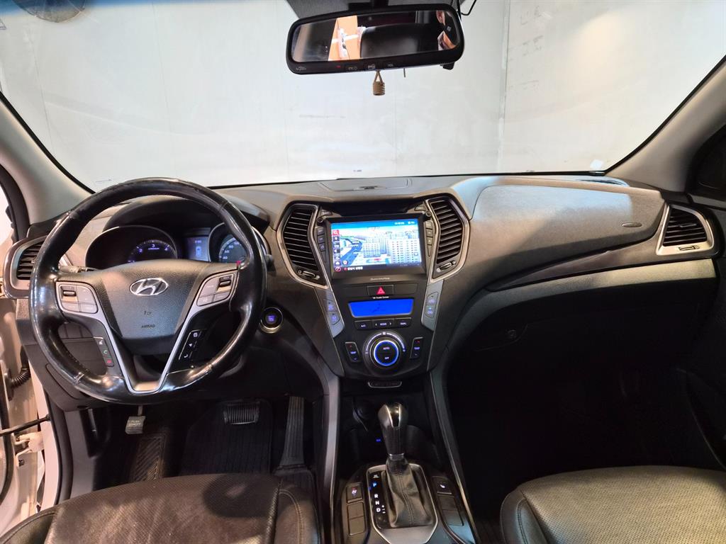 HYUNDAI Santa Fe - Vista 8