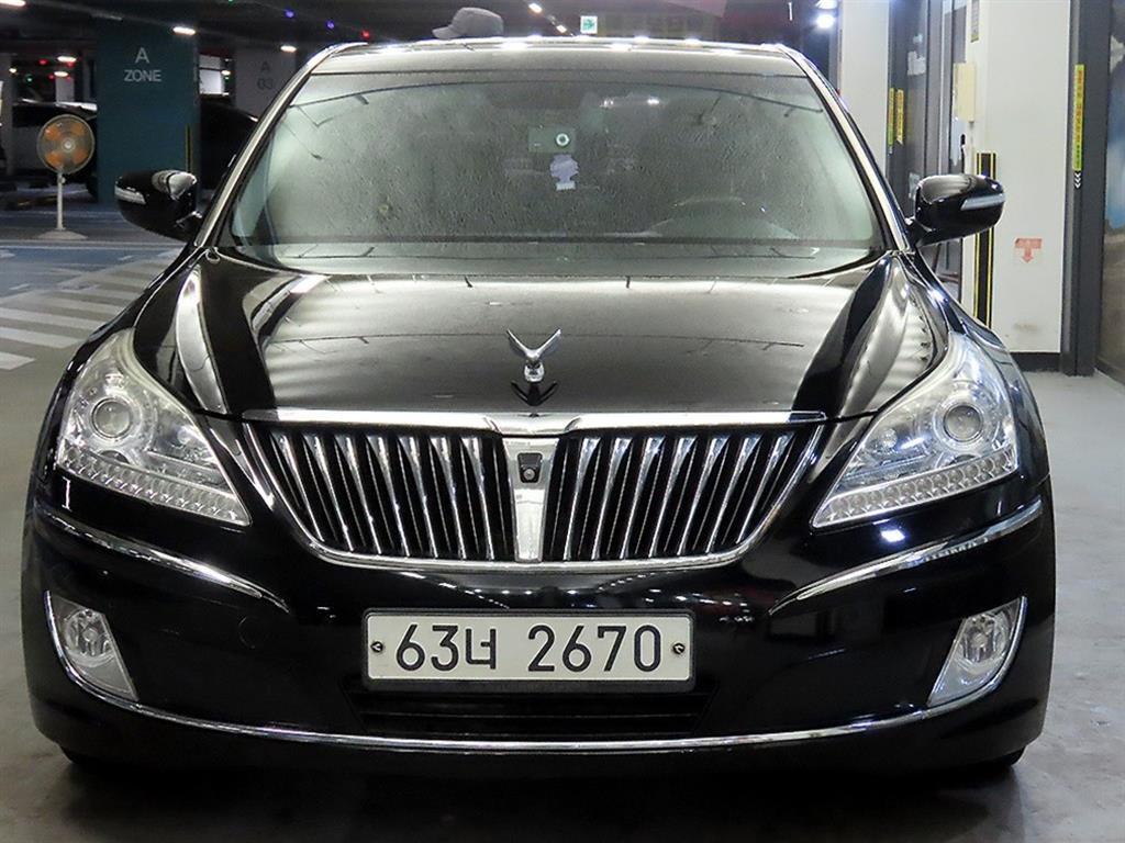 HYUNDAI Equus - Vista 2