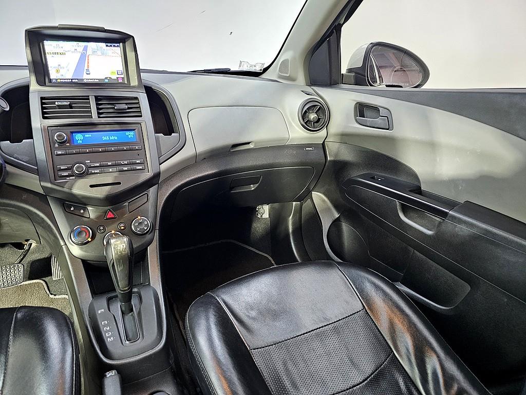 Chevrolet Abeo - Vista 10