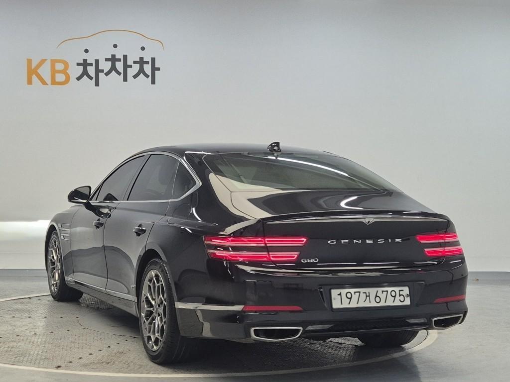 Genesis G80 - Vista 4