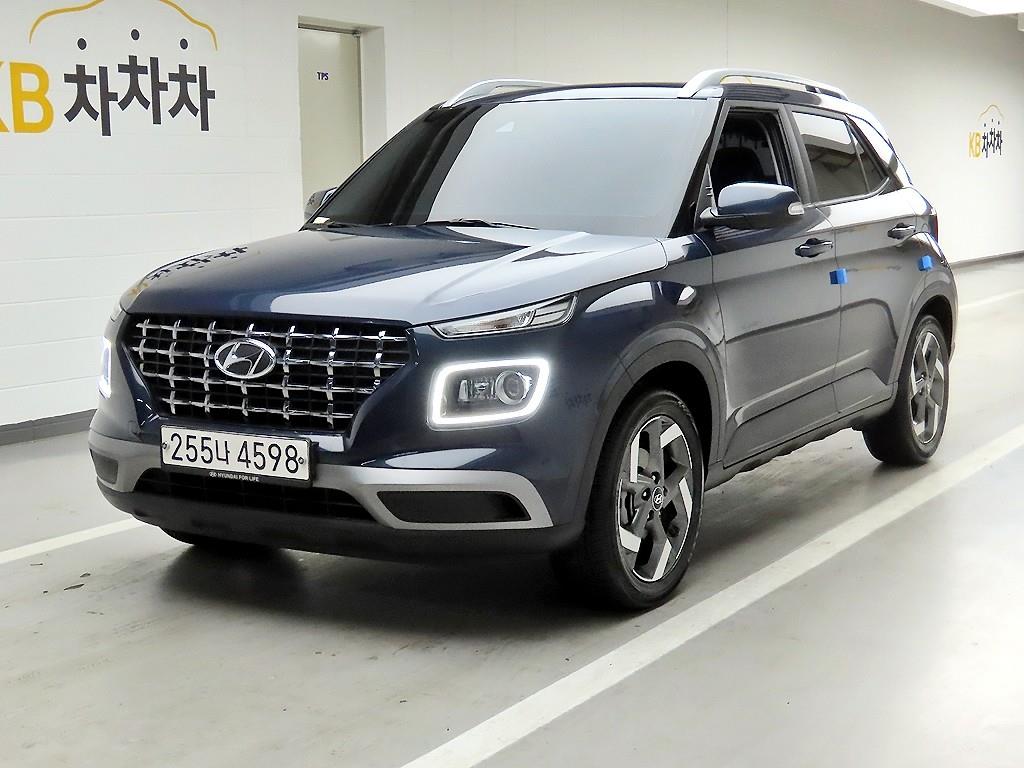 HYUNDAI Venue - Vista 2