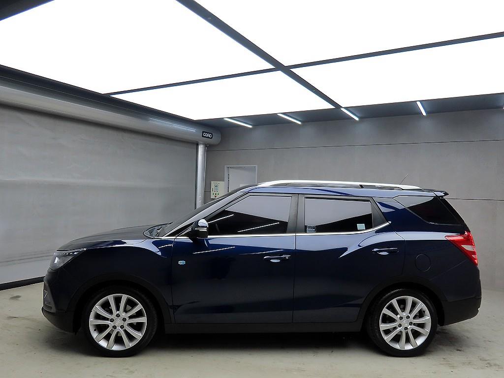 Ssangyong Tivoli - Vista 4