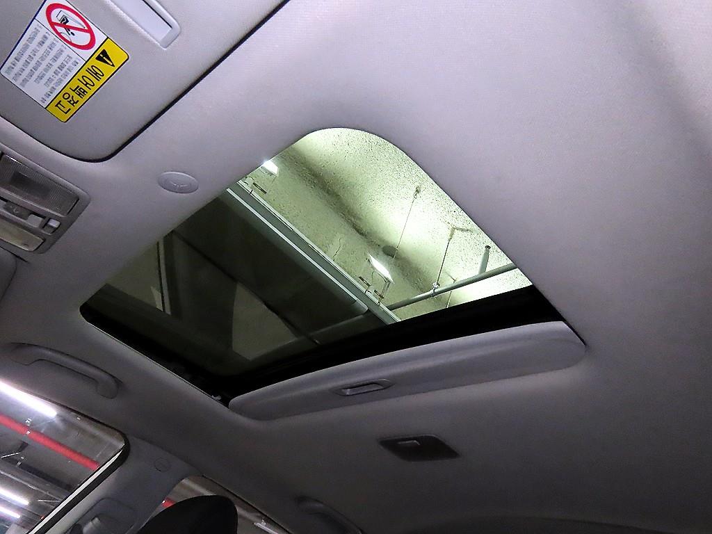 HYUNDAI Avante 2011 Blanco - Importación desde Corea - HF Imports Iquique - Foto 16