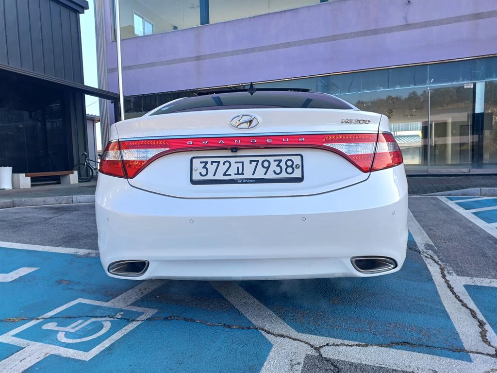 HYUNDAI Grandeur - Vista 6