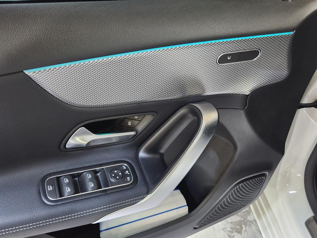 Mercedes Benz A Class - Vista 10