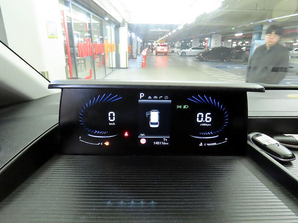 HYUNDAI Staria - Vista 9