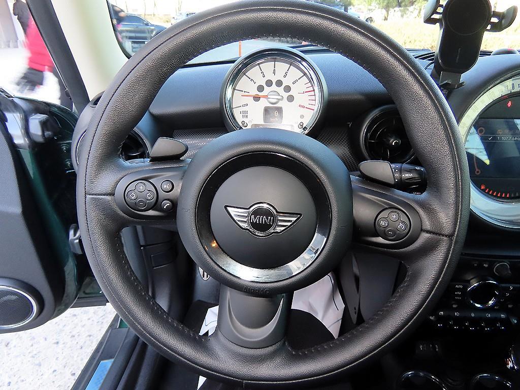 Mini Clubman - Vista 8