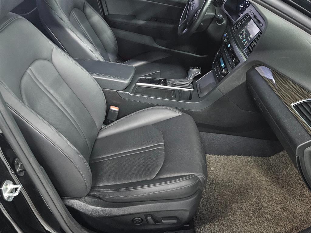 HYUNDAI Sonata - Vista 7