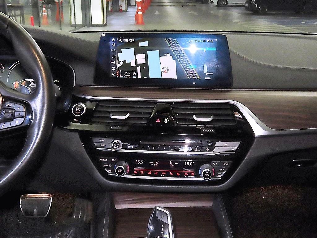 BMW 5 Series - Vista 11