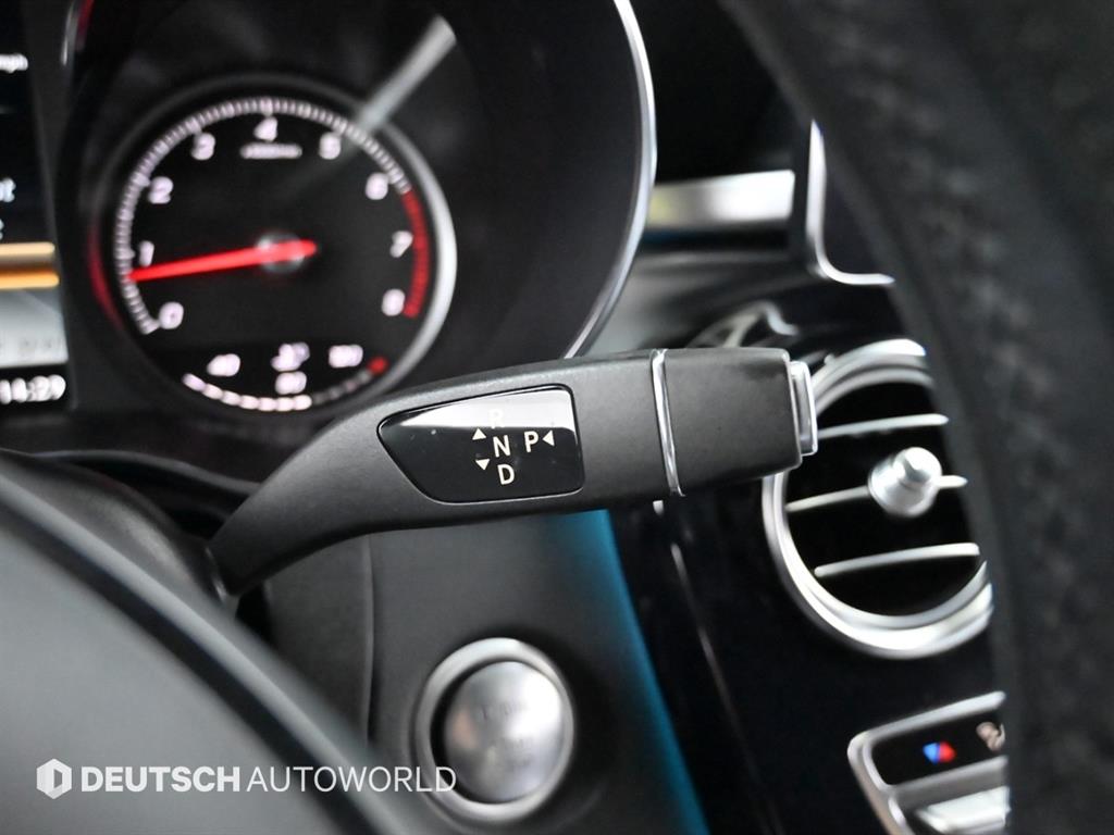 Mercedes Benz GLC Class - Vista 9