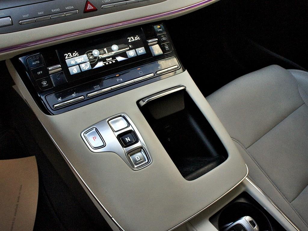 HYUNDAI Grandeur 2022 Gris - Importación desde Corea - HF Imports Iquique - Foto 11