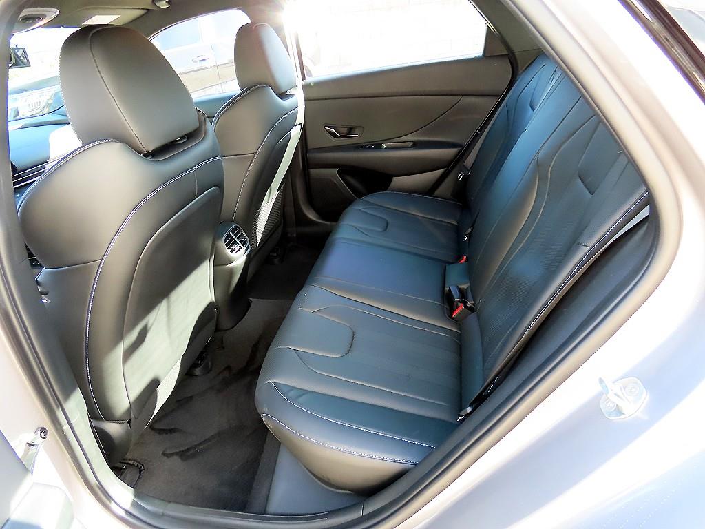 HYUNDAI Avante - Vista 6