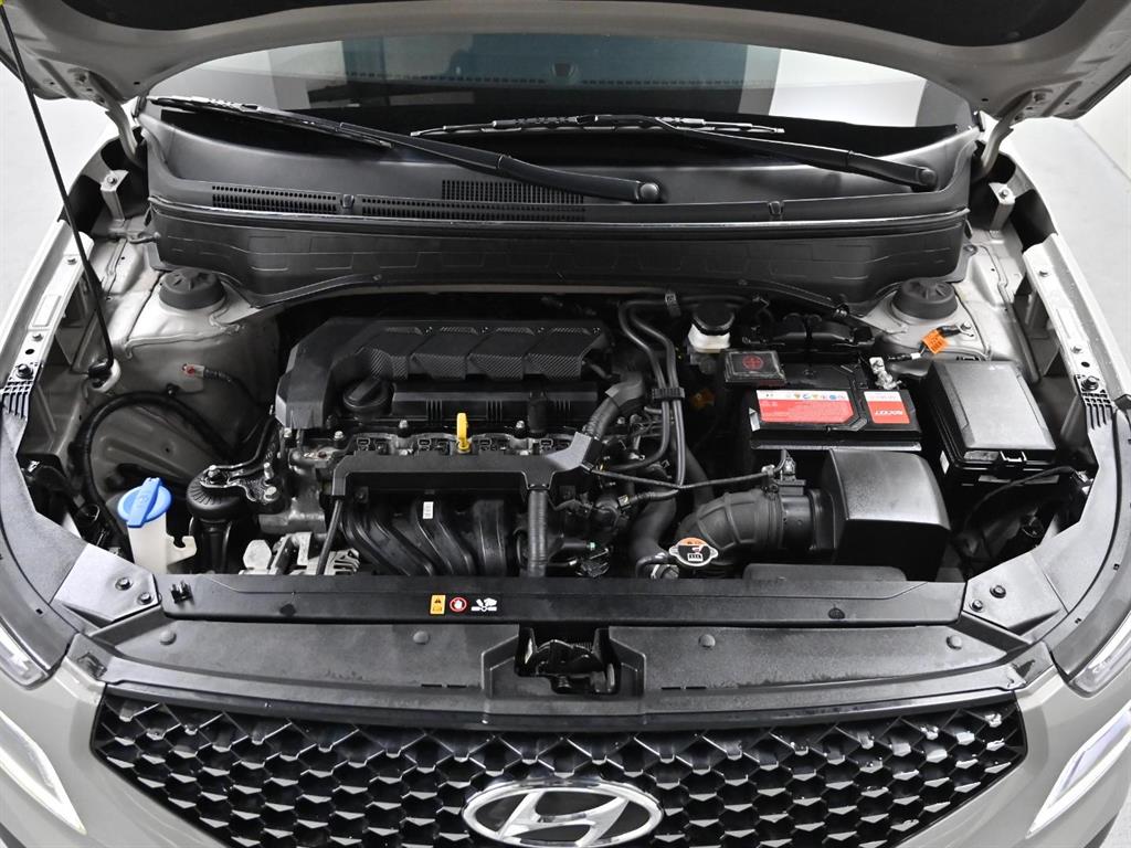 HYUNDAI Venue - Vista 6