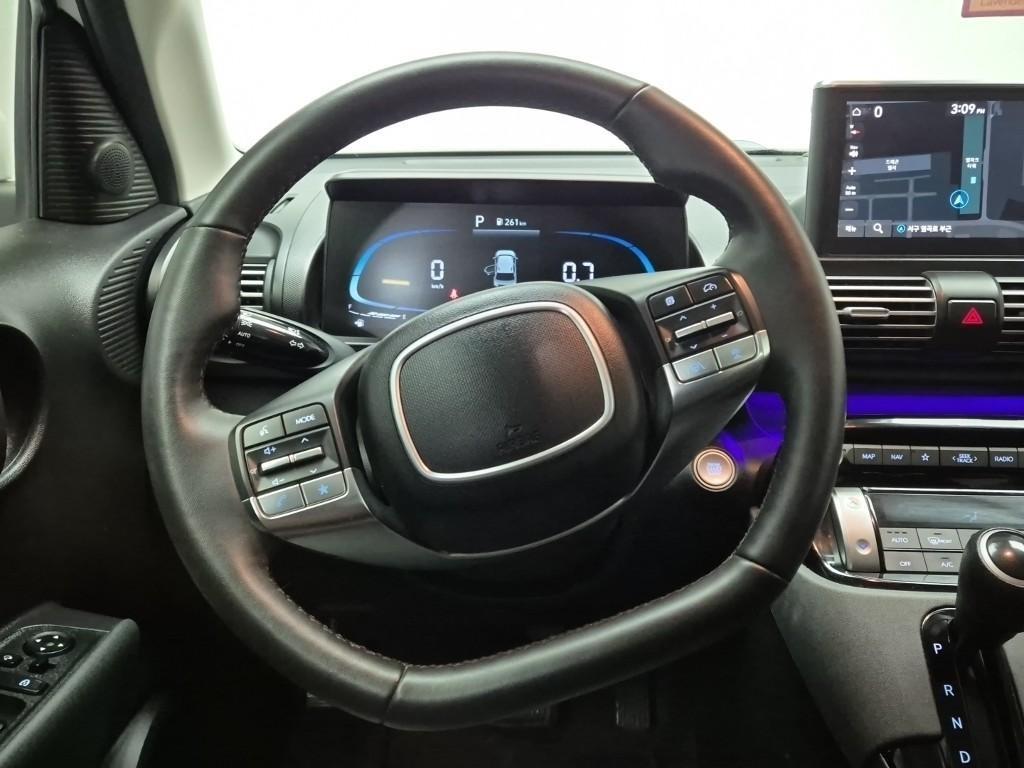 HYUNDAI Casper - Vista 9