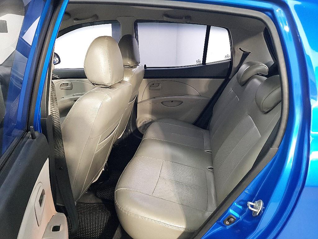 KIA Morning - Vista 11