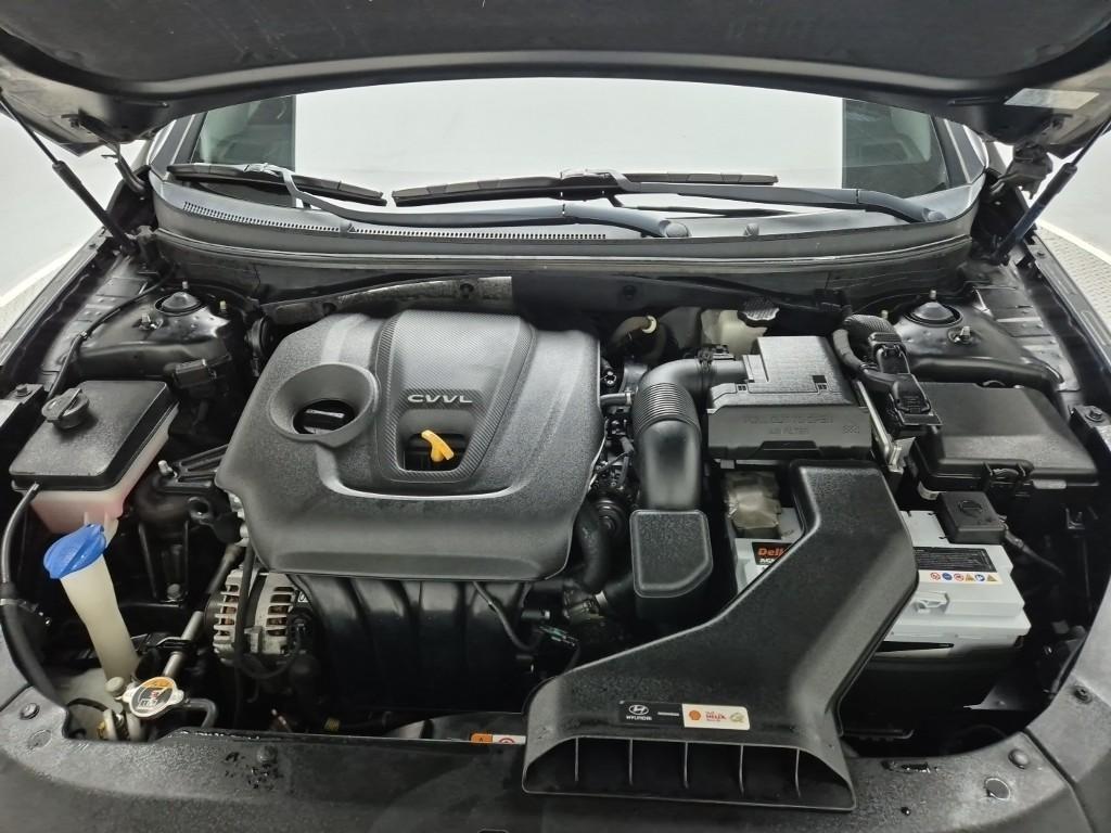 HYUNDAI Sonata - Vista 5