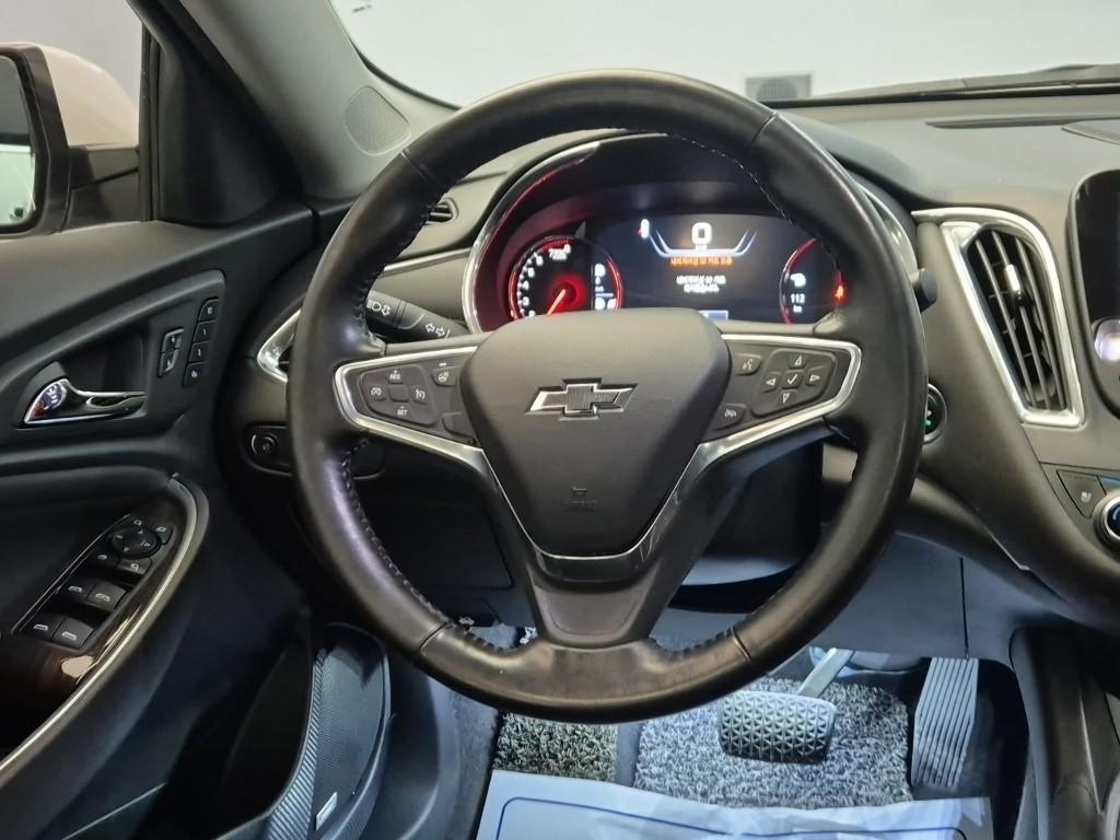 Chevrolet Malibu - Vista 9