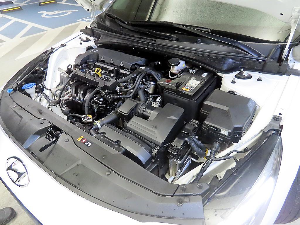 HYUNDAI Avante 2022 Blanco - Importación desde Corea - HF Imports Iquique - Foto 19