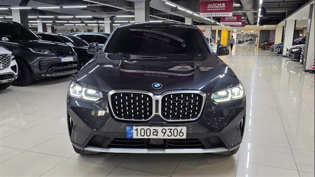 BMW X4 - Vista 4
