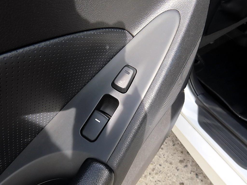 HYUNDAI Sonata 2012 Blanco - Importación desde Corea - HF Imports Iquique - Foto 17