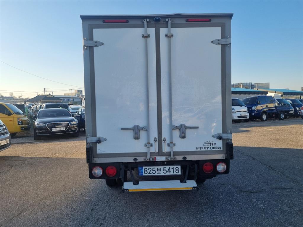 Small Truck Top_Frozen Top - Vista 3