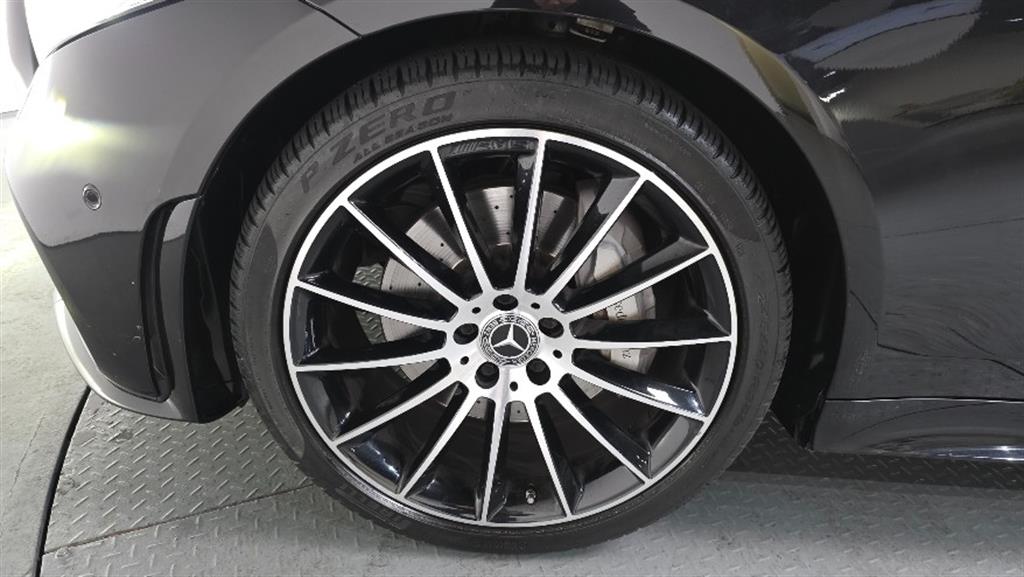 Mercedes Benz CLS Class - Vista 5