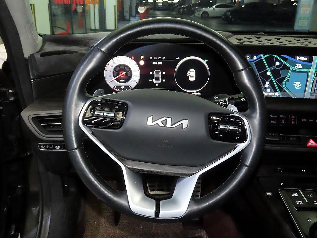 KIA K8 - Vista 8