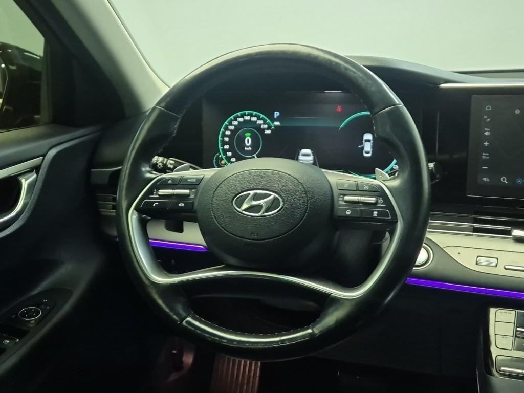 HYUNDAI Grandeur - Vista 8