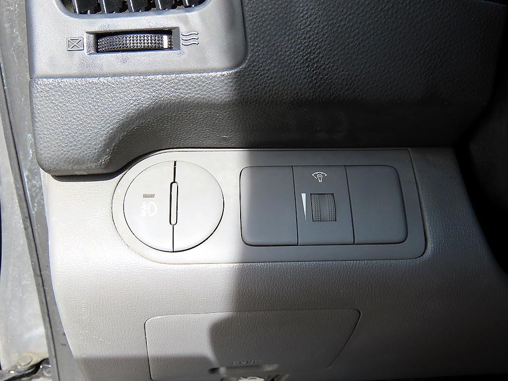 HYUNDAI Starex - Vista 12