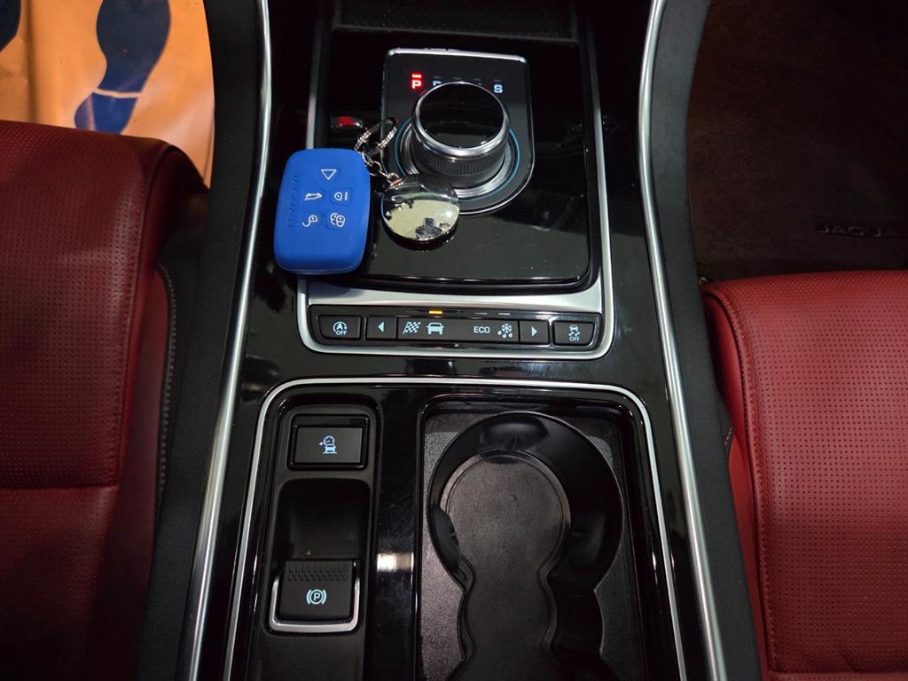 Jaguar XE 2019 Blanco - Importación desde Corea - HF Imports Iquique - Foto 13