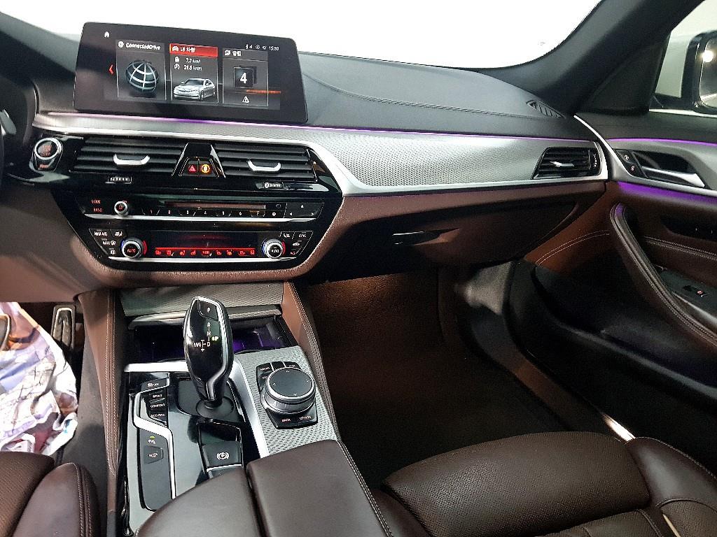 BMW 5 Series - Vista 10