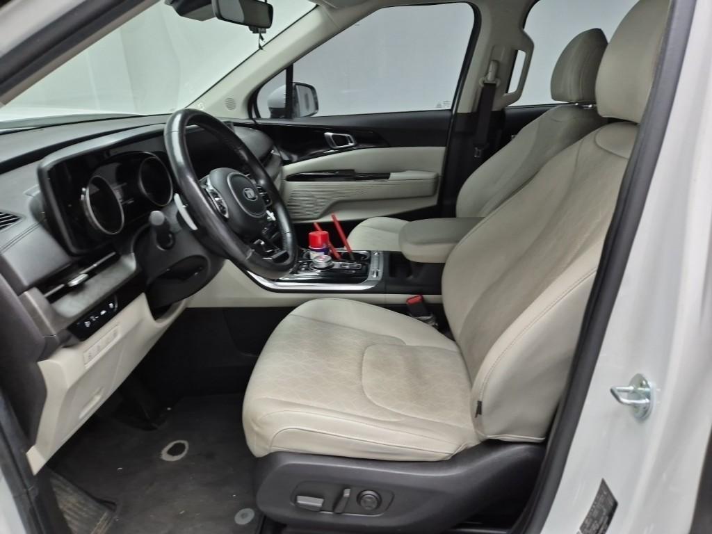 KIA Carnival - Vista 10