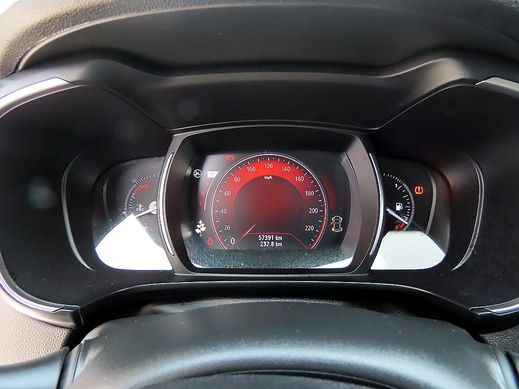 SAMSUNG QM6 - Vista 9