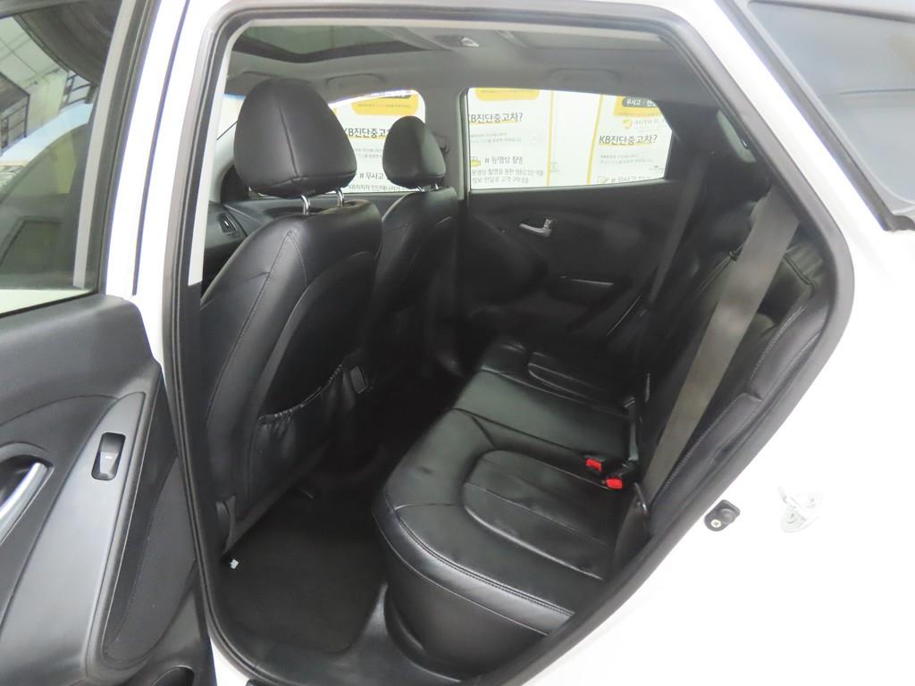 HYUNDAI Tucson - Vista 6