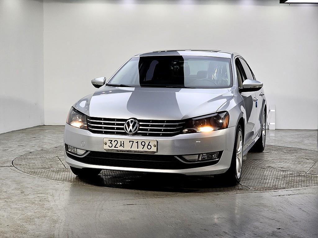 Volkswagen Passat - Vista 2