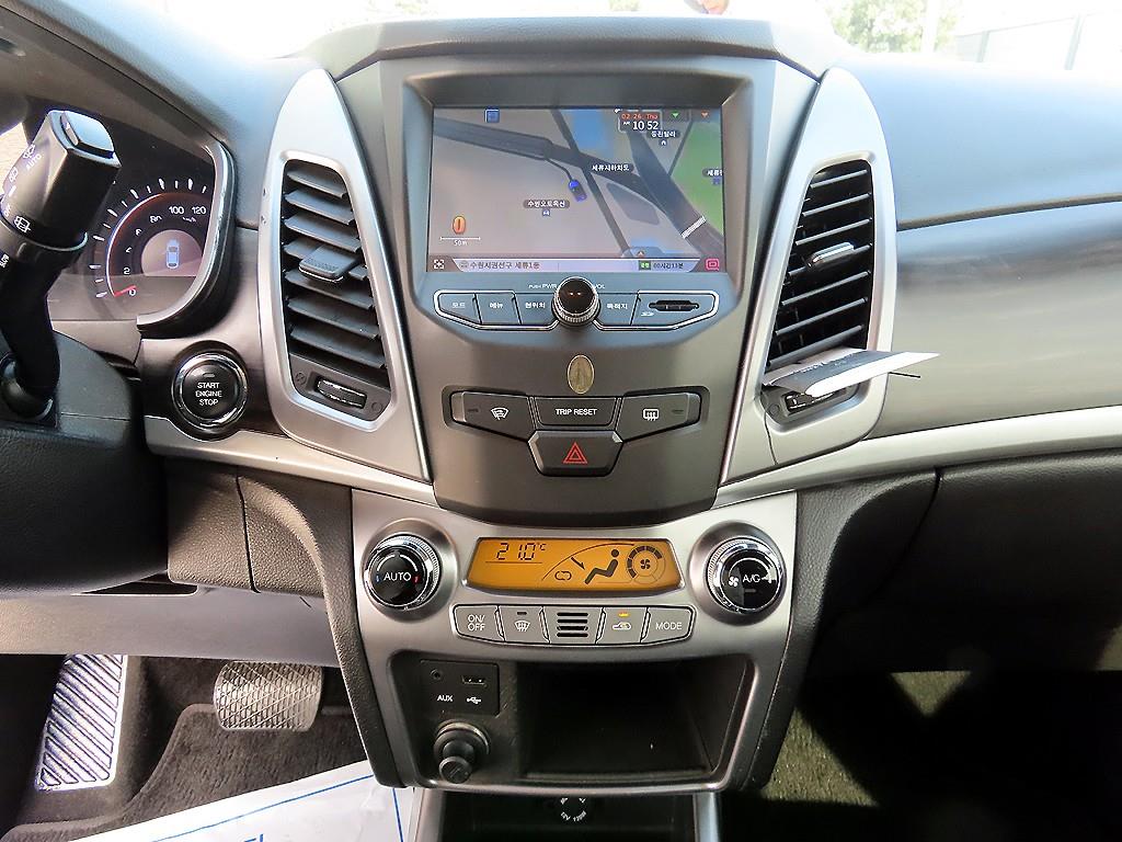 Ssangyong Korando 2014 Negro - Importación desde Corea - HF Imports Iquique - Foto 14