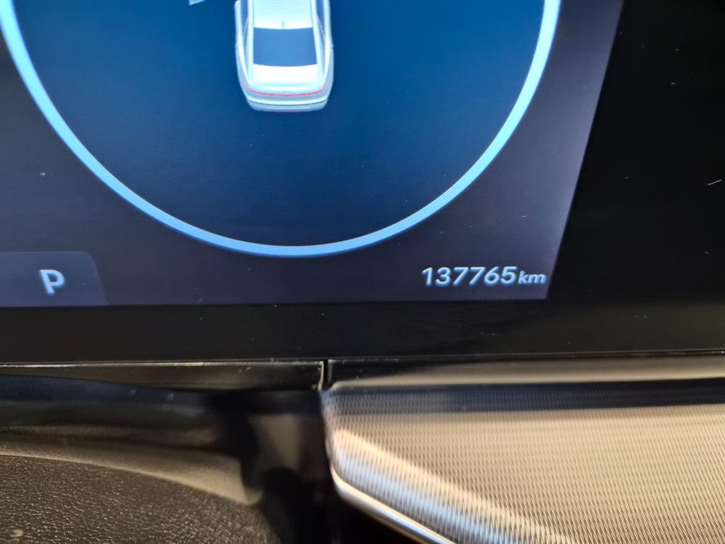 HYUNDAI Grandeur - Vista 11