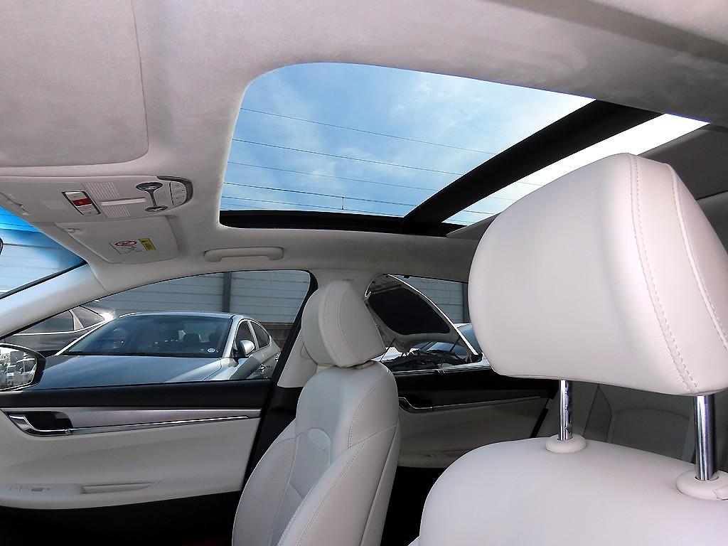 HYUNDAI Grandeur 2023 Blanco - Importación desde Corea - HF Imports Iquique - Foto 16