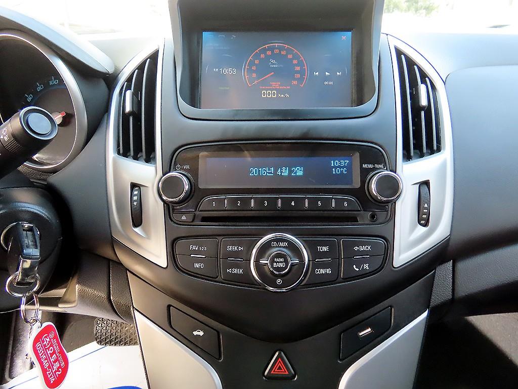 Chevrolet Cruise 2015 Plateado - Importación desde Corea - HF Imports Iquique - Foto 13